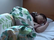 Suami Terbaring di Tempat Tidur dan Istri Duskebe Miyagawa Arisa